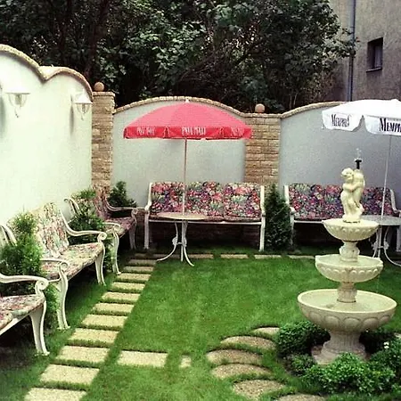 Matus Hotel