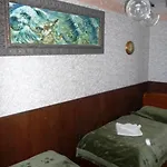 Matus بودابست